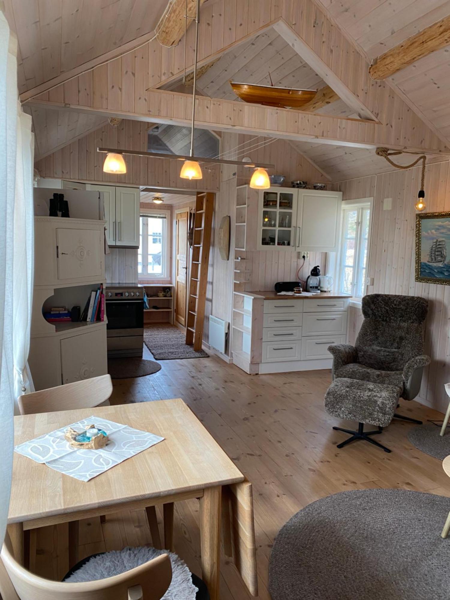 Unstad Cabin With Seaview Unnstad Exterior photo
